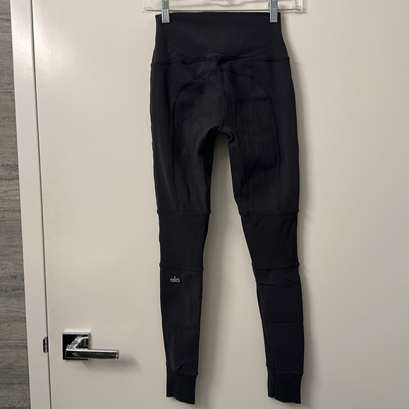 Alo gray leggings - Picture 3 of 4